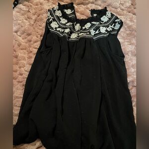 Torrid Black Blouse with White Floral Embroidery